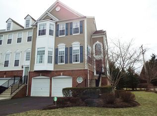 101 Hilltop Ct. ##25, Warrington, PA 18976