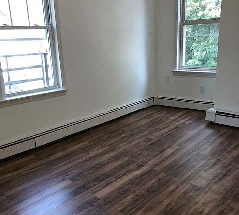 3rd image of 78 Brinkerhoff St APT 3