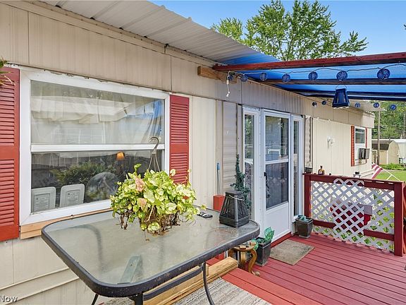 4th image of 2349 Ivy Way St NE