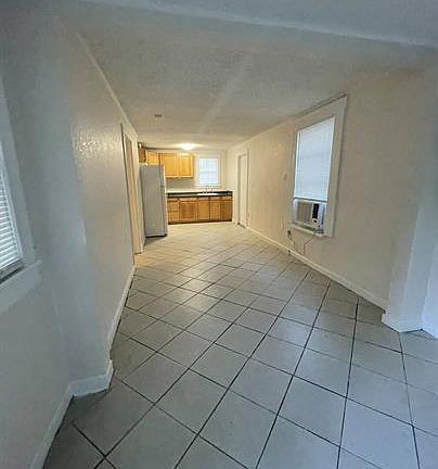 3rd image of 1017 Michigan Dr W #3