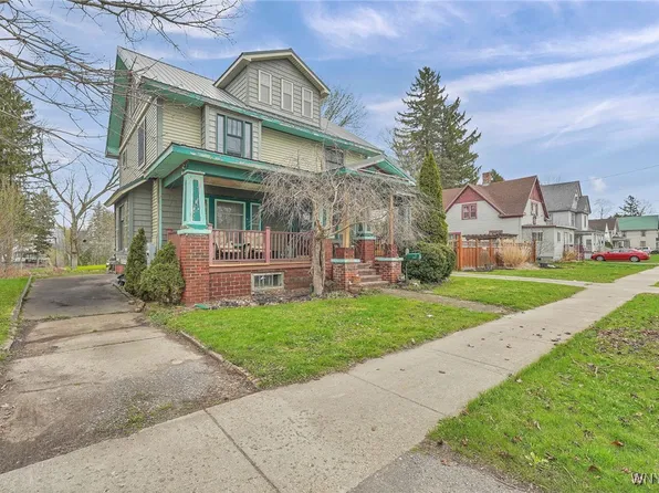 64 Liberty St, Arcade, NY 14009