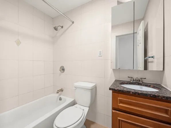 25 Bogart Street 2N image 6 of 6