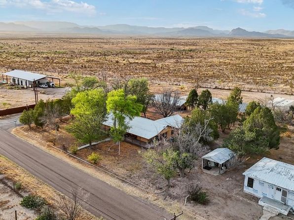 203 N 8th St E, Marathon, TX 79842
