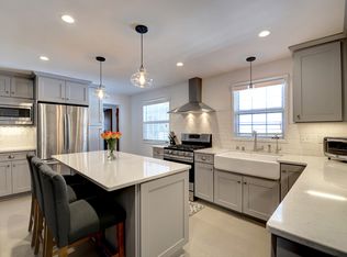 5302 Burnett Dr, Madison, WI 53705