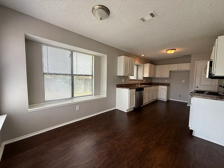 1330 Planters Rd — Photo 9
