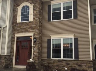 48 Bloomingrove Dr, Troy, NY 12180