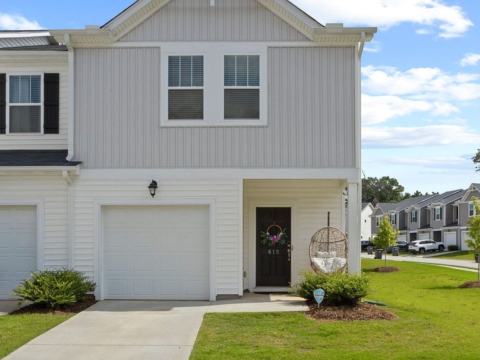 1st image of 615 Reese Ln