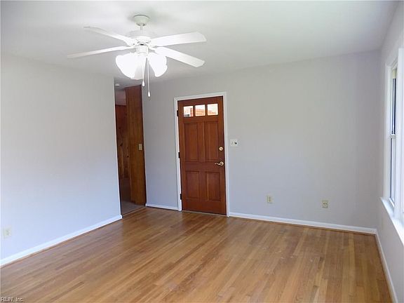 4th image of 3 Bonneville Dr