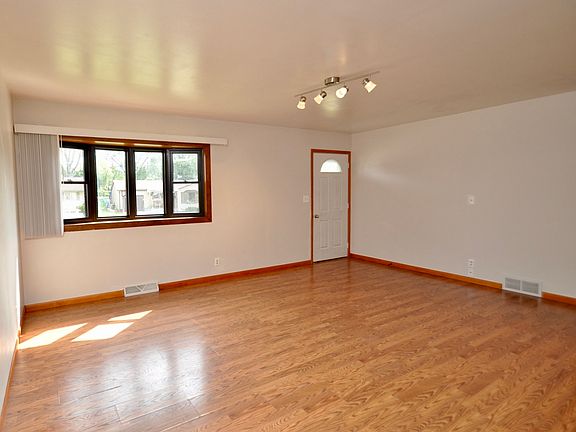 2nd image of 2623 Craig Hill Dr