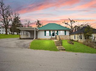 327 Barr St, Harrodsburg, KY 40330