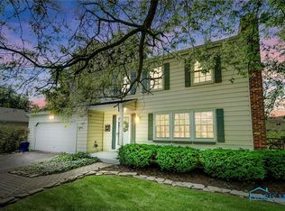 115 Birchcrest Dr, Perrysburg, OH 43551