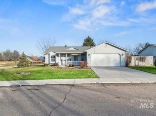 2104 S Panorama Dr, Nampa, ID 83686