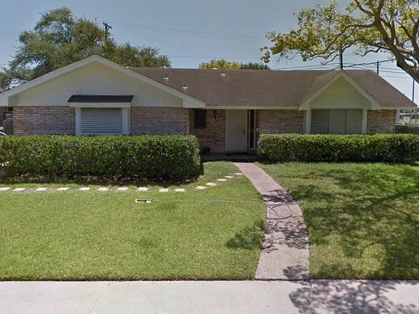 5226 Honeysuckle Ln, Corpus Christi, TX 78415