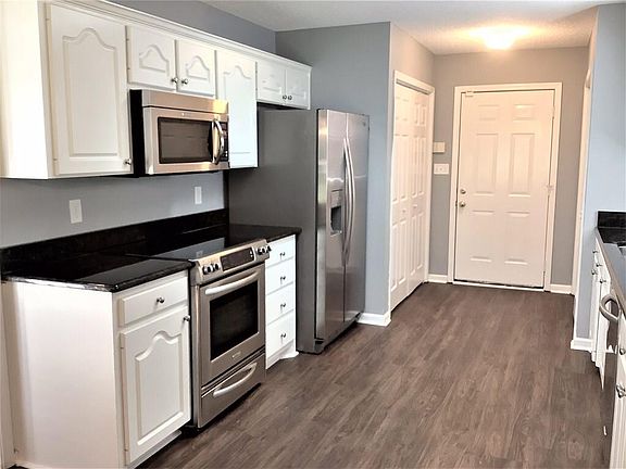 2nd image of 4077 Brianna Dr