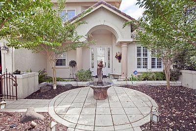 2nd image of 5389 Hidden Glen Dr