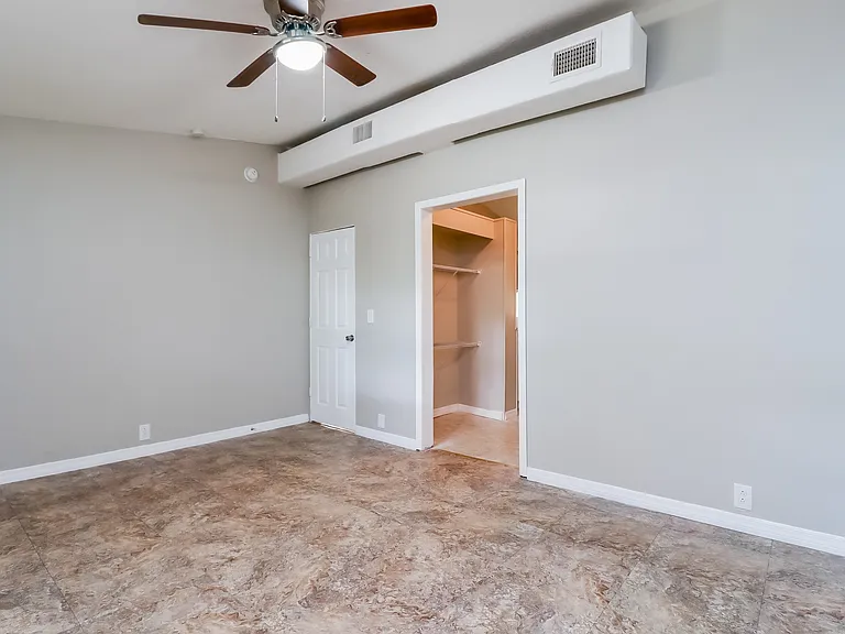 2603 Martha Ln — Photo 18