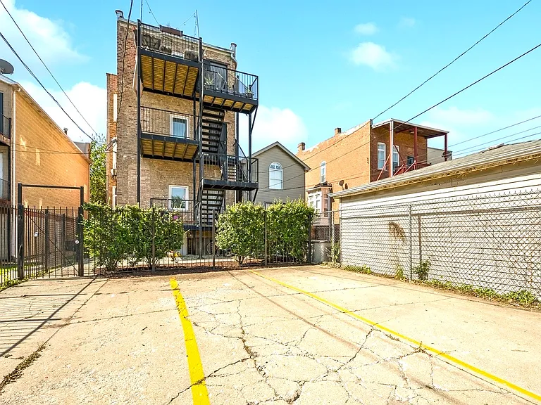 2204 W Warren Blvd #3 — Photo 9