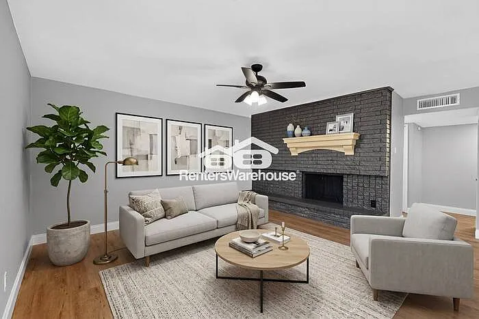 1004 Whitehall Dr — Photo 12