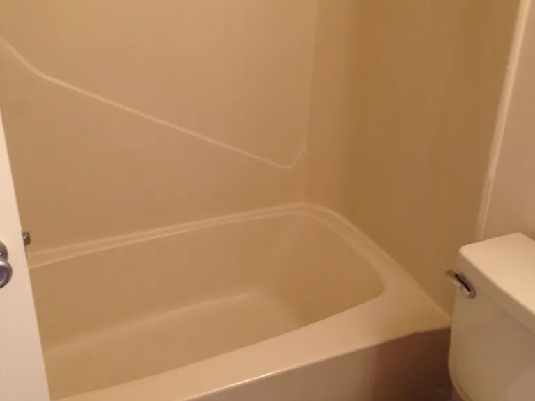 1325 W 12th St #C3 — Photo 13