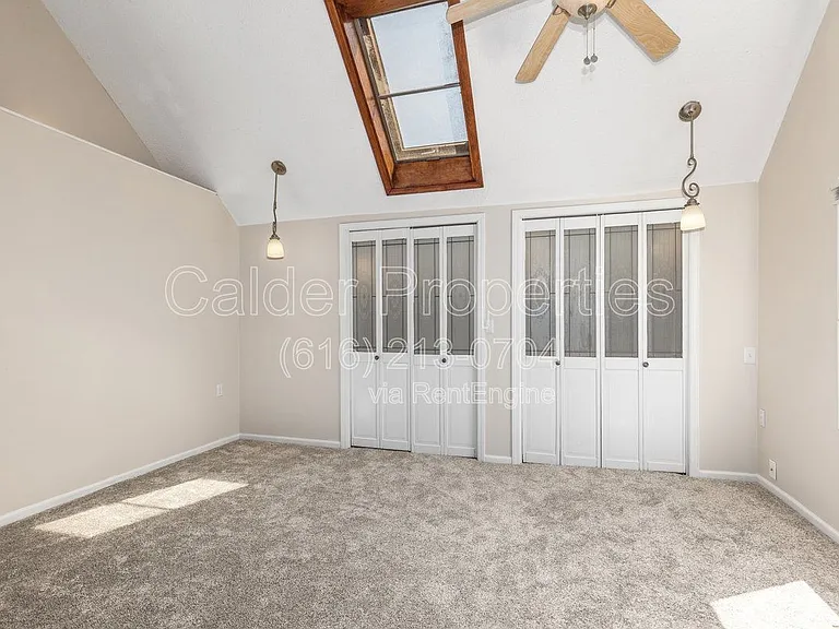 1031 Merrifield St SE — Photo 22