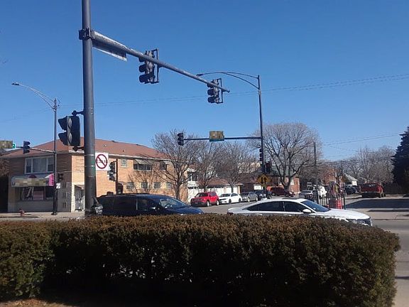 4th image of 5304 S Kedzie Ave APT 303