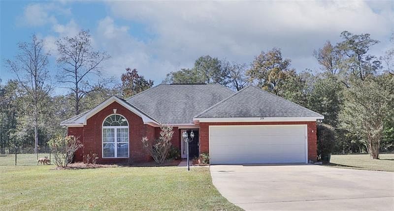 1st image of 284 Cynthia Dr