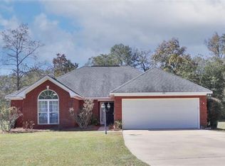 284 Cynthia Dr, Phenix City, AL 36867