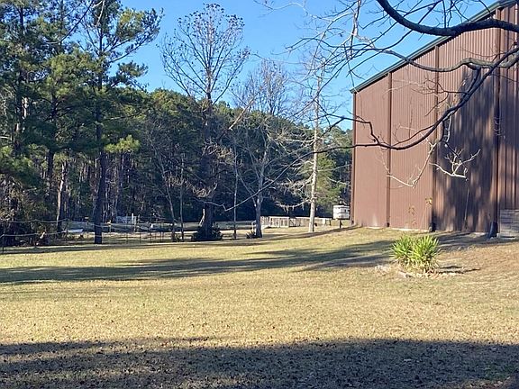 5th image of 4013 Thomas Road