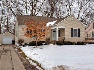 2106 55th St, Des Moines, IA 50310