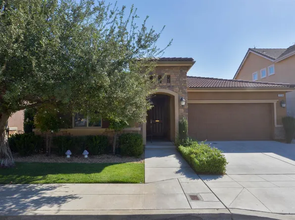 3556 Mecca Ave, Clovis, CA 93619