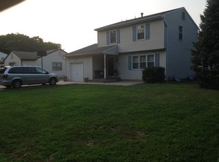968 Somerset Dr, Toms River, NJ 08753
