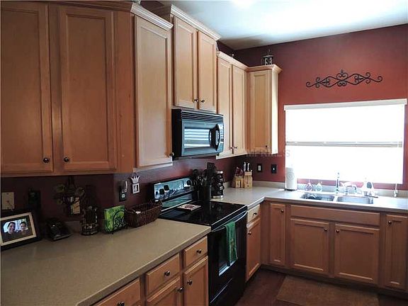 4th image of 9909 Serona Bluff Way