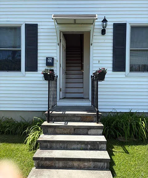 33 Beal St #2 — Photo 4