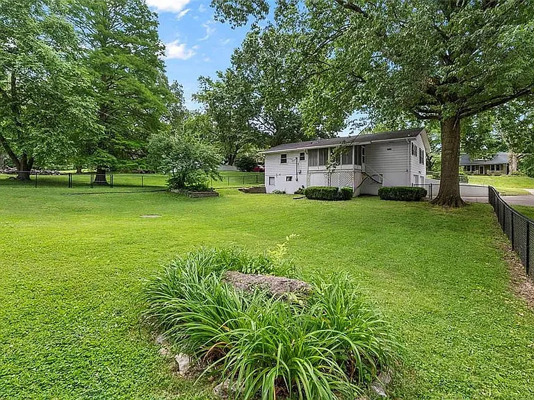 2838 Hopper Rd — Photo 21