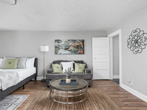 439 N Tacoma Ave #B, Indianapolis, IN 46201