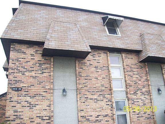 5th image of 8525 S Kedzie Ave #105