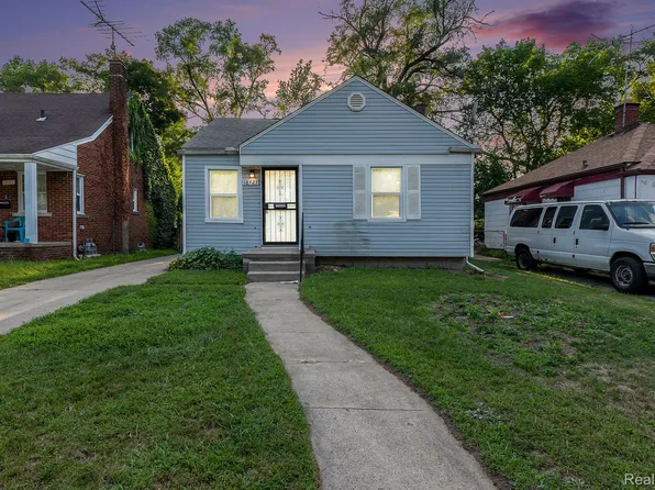 18723 Warwick St, Detroit, MI 48219
