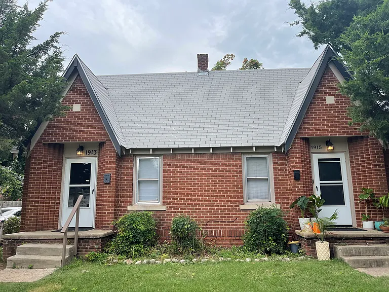 1913 N Ross Ave — Photo 95