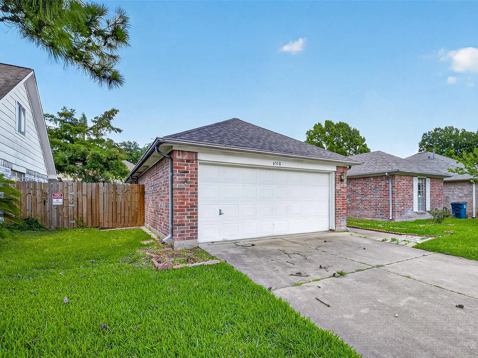 3 bed, 2.0 bath, 1721 sqft, $1,900 — Photo 2