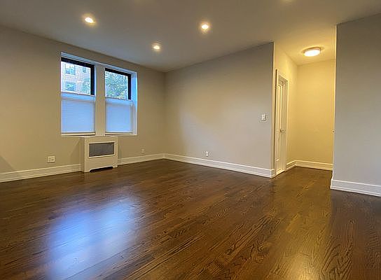 3rd image of 700 Ocean Ave #Cc1