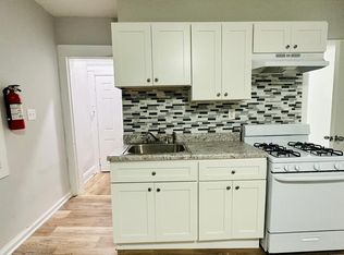 25 Garfield Ave FLOOR 1, Paterson, NJ 07522