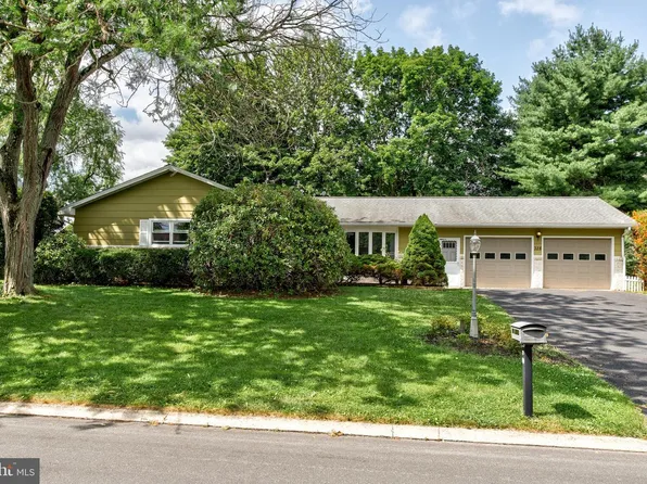 328 McBath St, State College, PA 16801