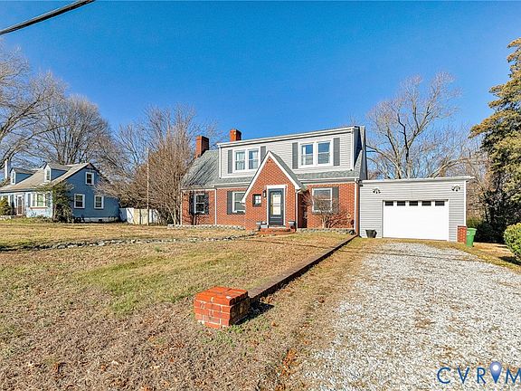 2nd image of 4616 Ferguson Ln