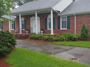 504 Cedar Ln, Virginia Beach, VA 23452