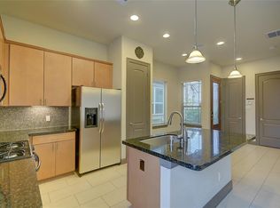 106 Aventura Pl, The Woodlands, TX 77389