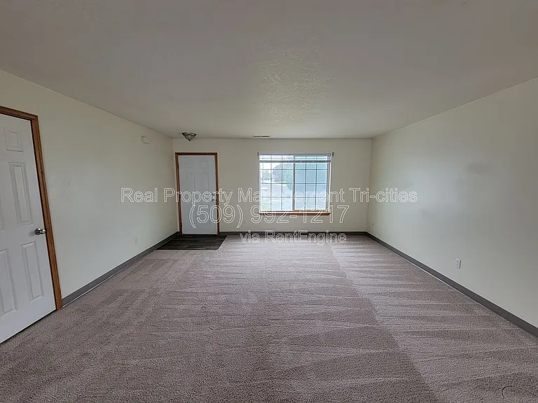 6321 Thistledown Dr — Photo 2