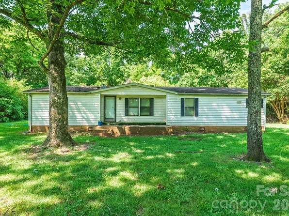 11101 Coble Rd, Charlotte, NC 28227