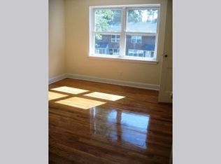 26 Colby Ct, New Haven, CT 06515