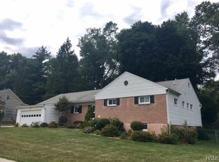 96 W Willow St, Beacon, NY 12508