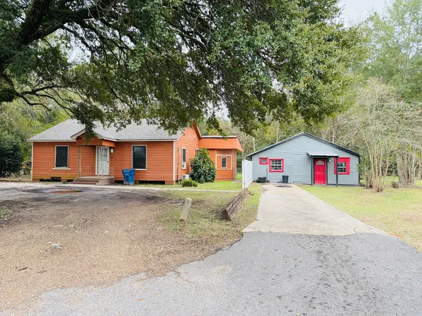 211/213 W 9th St, Deridder, LA 70634